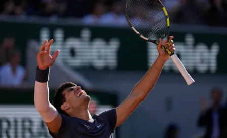 Carlos Alcaraz derrota en cinco sets a Jannik Sinner y avanza a la Final de Roland Garros