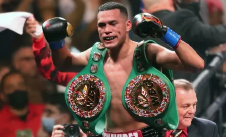 ¡Salió el peine! “Canelo quiso más dinero”: Benavidez habla de la pelea frustrada 