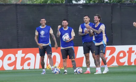 ¡Difícil decisión! Los jugadores de la Selección de Argentina tuvieron que elegir entre mate o asado