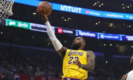 LeBron James acuerda nuevo contrato con los Lakers por más de 100 millones de dólares