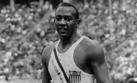 Juegos Olímpicos: Jesse Owens en Berlín 1936, una victoria que desafió al Nazismo