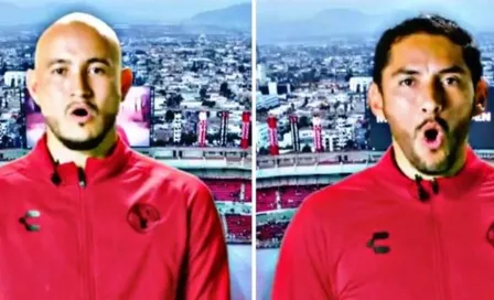 Jugadores de Xolos se presentan con su nombre y después ladran durante la alineación 