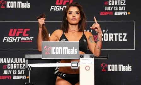 ¡Todo para dar el peso! Tracy Cortéz se corta el cabello para cumplir el pesaje en UFC