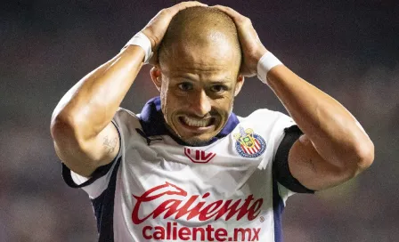 ¿Qué pasó? VAR revela audios del gol anulado al ‘Chicharito’ Hernández en el Xolos vs Chivas 