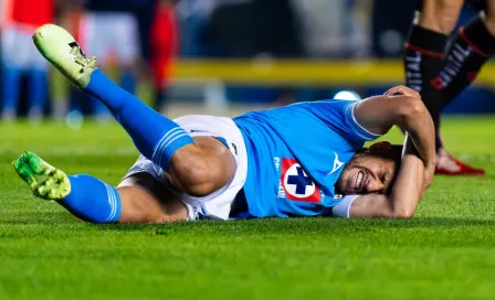 Nacho Rivero fue reemplazado en el Cruz Azul vs Xolos por precaución tras golpe en la cabeza 