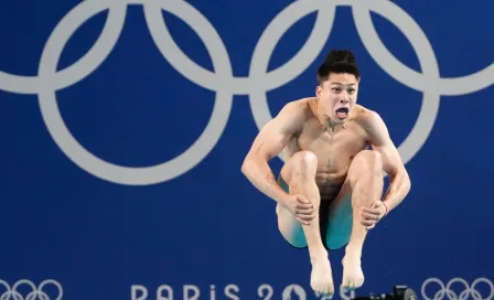 Osmar Olvera clasifica a las Semifinales de Clavados Trampolín 3m en París 2024