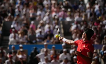 Carlos Alcaraz destrozó su raqueta en un arranque de frustración ante Gael Monfils