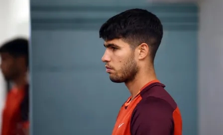 Carlos Alcaraz pide disculpas tras romper su raqueta ante Gael Monfils en Cincinnati