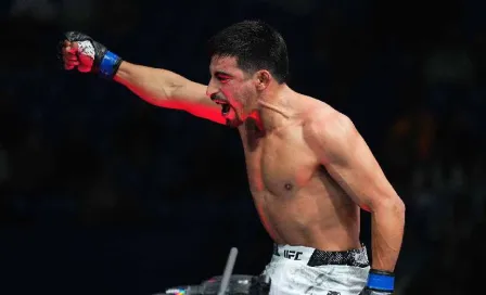 Jesús Aguilar 'mandó a dormir' a su rival en el UFC 305