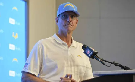 Jim Harbaugh niega que Colin Kaepernick llegará a los Chargers 