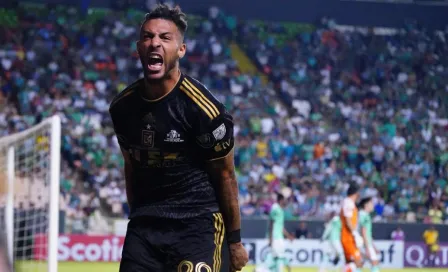 América buscó a Denis Bouanga de LAFC para ficharlo en el Apertura 2024