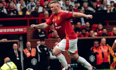 Rooney anota golazo en Old Trafford; pero, su aspecto físico desata comentarios 