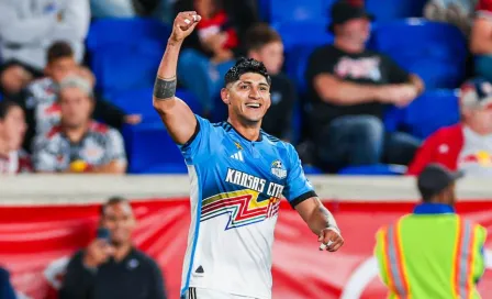 Alan Pulido vuelve a marcar con el Sporting Kansas City ante el New York Red Bull