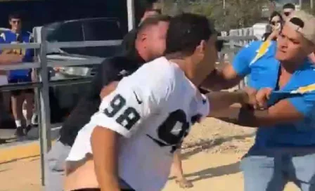 ¡Igual que los jugadores! Aficionados de Charger y Raiders acaban en golpes tras partido