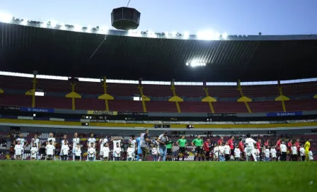 Afición de Atlas hizo el grito homofóbico ante Gallos Blancos; sonido local trató de silenciarle