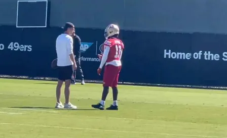 Brandon Aiyuk y Kyle Shanahan 'se pelean' en pleno entrenamiento