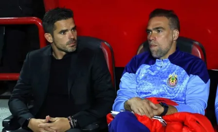 'Pocho' Insúa apunta a ser técnico de Chivas ante inminente salida de Fernando Gago