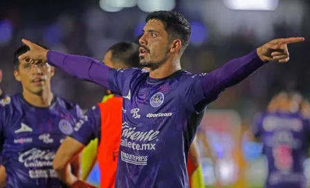 Mazatlán vence a Tigres con par de goles en los últimos minutos 