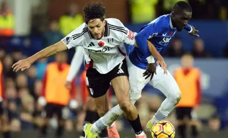 Everton rescata el empate con gol de último minuto ante Fulham de Raúl Jiménez