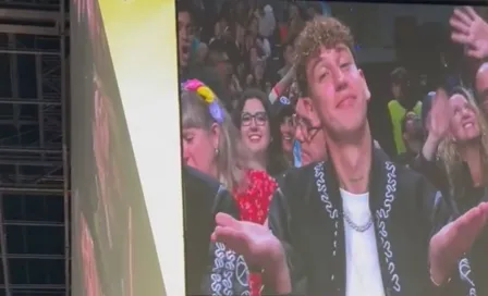 Abuchean a Igor Lichnovsky en la Arena CDMX durante el juego de NBA