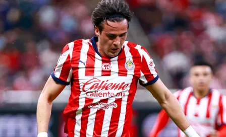 Teun Wilke por fin debuta con Chivas en el encuentro ante Pumas