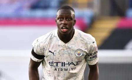 Manchester City deberá pagarle salarios no pagados a Benjamin Mendy