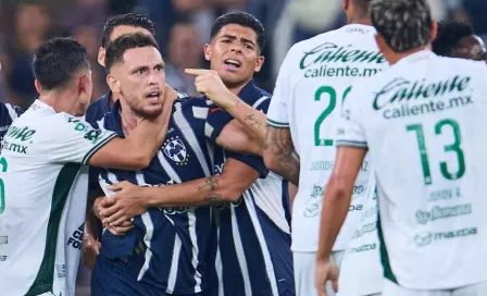 Lucas Ocampos y Édgar Guerra protagonizaron 'bronca' en el duelo entre Rayados y León