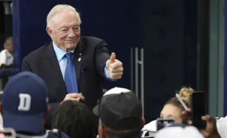 Jerry Jones cocina 'Plan B' en los Dallas Cowboys tras mala temporada 