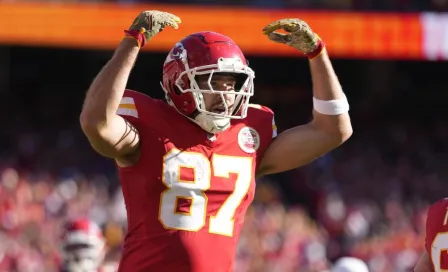 ¡Histórico! Travis Kelce se convierte en el tercer TE con más yardas aéreas