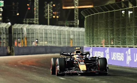 ¡Una cátedra! Checo Pérez protagoniza rebase espectacular en el GP de Las Vegas 