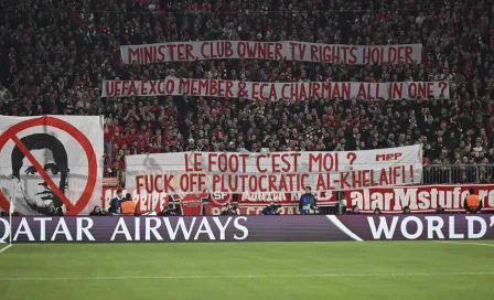 Aficionados del Bayern Múnich protestan contra Al-Khelaifi, el presidente del PSG