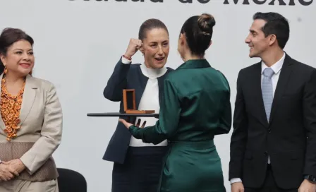 Claudia Sheinbaum, acompañada de Rommel Pacheco, entregó el Premio Nacional del Deporte