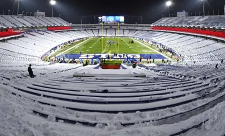 ¡Ni la nieve los detiene! Aficionados de los Bills llenan el estadio a pesar de fuerte nevada