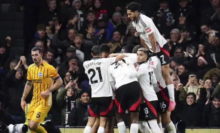 Fulham goleó al Brighton y se acerca a los puestos de Europa; Raúl Jiménez jugó 10 minutos