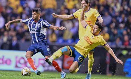 'Tecatito' Corona revela corte en el tobillo tras entrada de Ramón Juárez de América