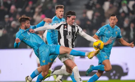 Vlahovic le da el empate a la Juventus en los últimos minutos ante el Venezia 