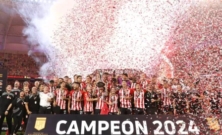 Estudiantes de La plata golea a Vélez y gana el trofeo Campeones 2024 