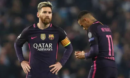 Padre de Neymar 'culpa' a Messi por su salida de Barcelona