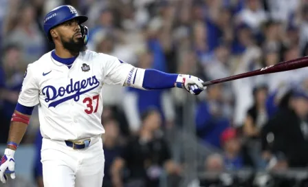 Teoscar Hernández se queda en Los Angeles Dodgers por 66 millones de dólares