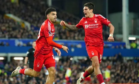 ¡Caballo negro! Nottingham Forest ya es segundo en la Premier League 