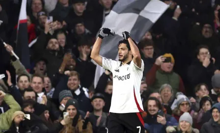 Raúl Jiménez se acerca al Top 5 de máximos goleadores latinos en Premier League