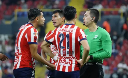 Chivas busca cinco refuerzos; la prioridad es el ataque 