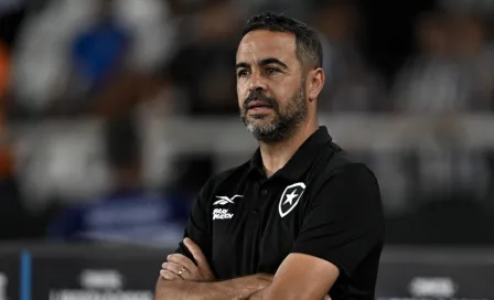 En medio de rumores sobre André Jardine, Botafogo anuncia la salida de su DT 