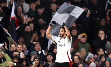 Raúl Jiménez revela 'secreto' para romper récord de Chicharito en Premier League 