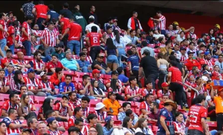 Aficionados de Chivas 'reclaman' a Jardine: "Vete a ganar títulos a otro lado"