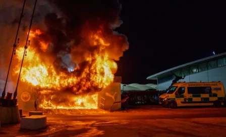 Alrededores del estadio de Manchester City se incendian previo a juego de Champions League ante Brujas