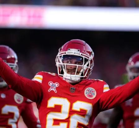 Chiefs derrotan a Texans 27 a 19 y se acercan al primer lugar de la AFC