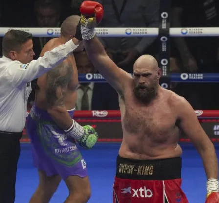 Tyson Fury tras caer derrotado ante Oleksandr Usyk