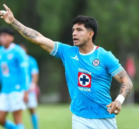 Javier Suárez, lateral con buenas características en las inferiores de Cruz Azul