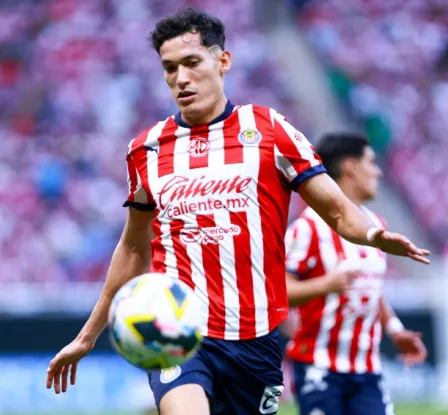 Orozco Chiquete: Ante su inminente salida ¿cómo fue su paso por Chivas?